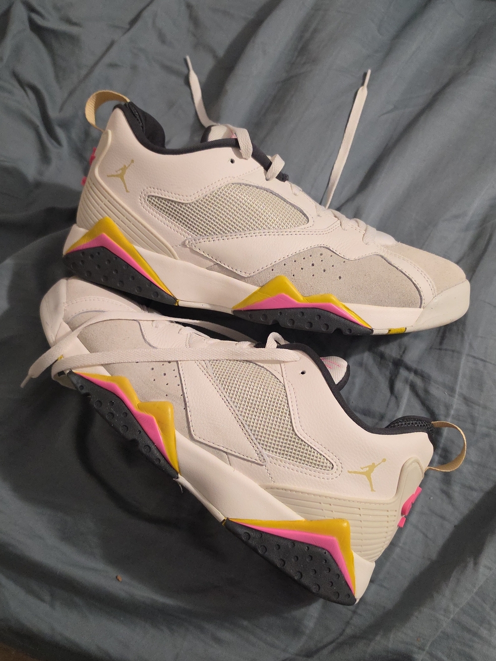 Jordan Men's White with Pink & Yellow Retro Basketball Sneakers